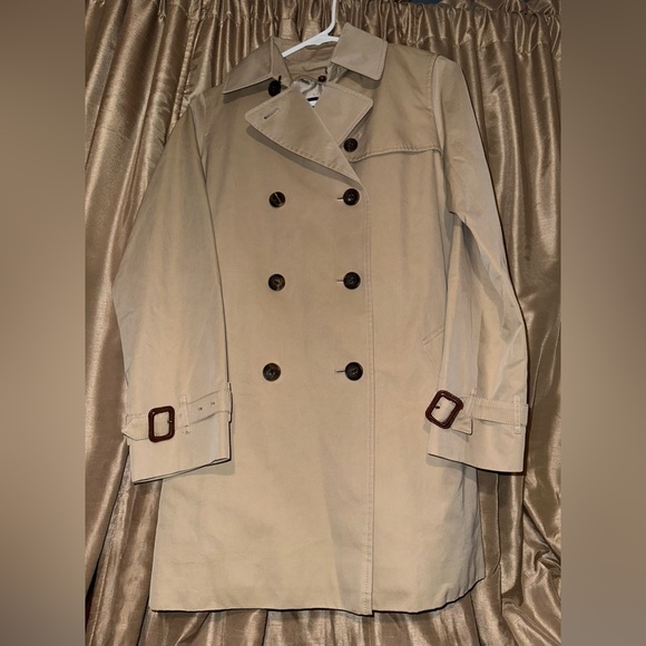 ❌SOLD❌ Burberry Trench Coat - Picture 2 of 16